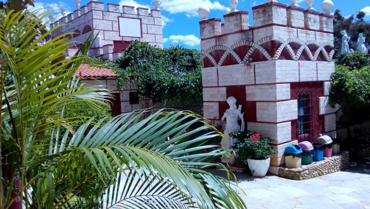 Pousada Al Castello Di Giulietta E Romeo Pirenópolis Kültér fotó