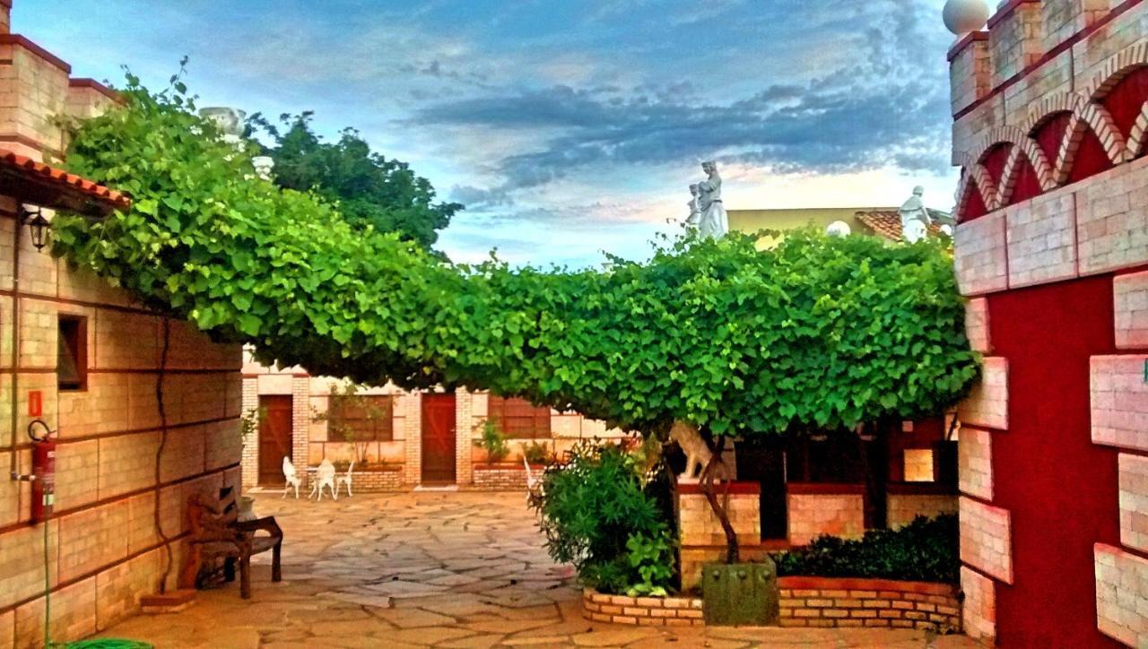 Pousada Al Castello Di Giulietta E Romeo Pirenópolis Kültér fotó